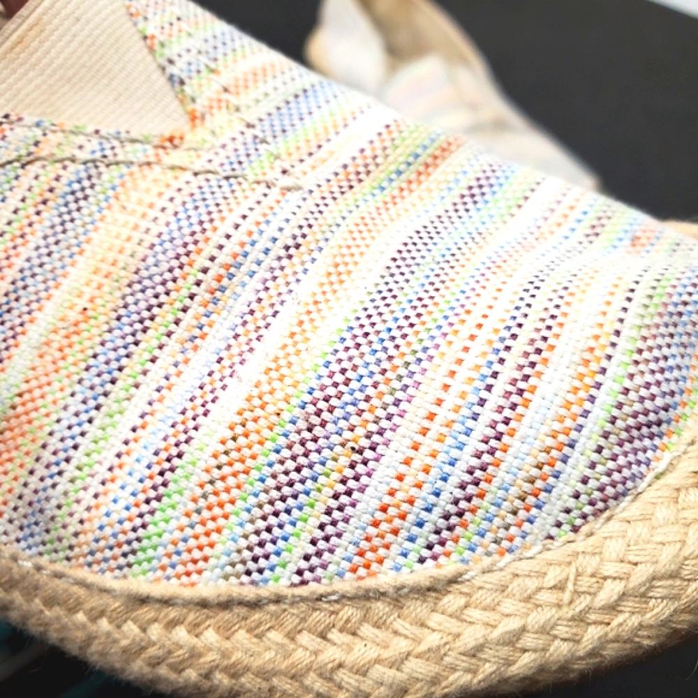 6) CLOUD9 Espadrilles Rainbow 🌈 Multi color flats Sz. 9 - Picture 2 of 7
